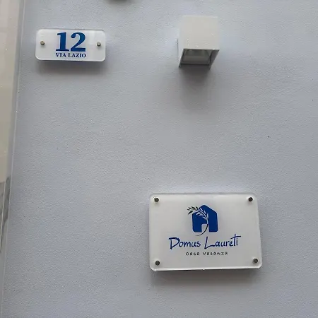 Domus Laureti *