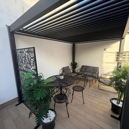 Domus Laureti * 阿沃拉